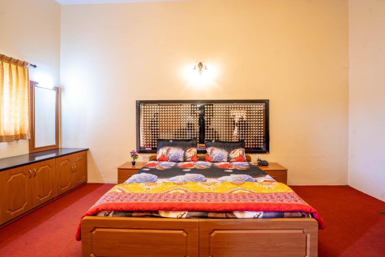Hotel Tamilnadu - Ooty 1 מראה חיצוני תמונה